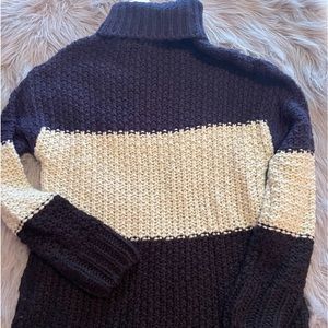 Evereve RD Style knit sweater NWT (tag detached) medium